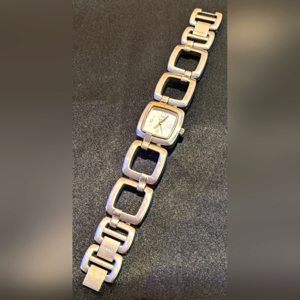 Vintage Fossil Women's Geometric Quartz Watch Stainless Steel Needs Battery